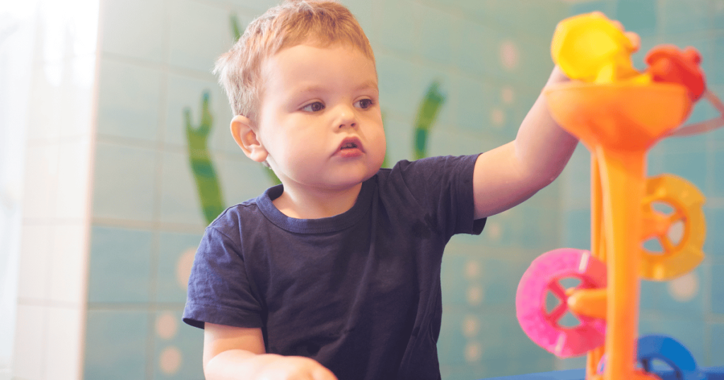 ウォーターテーブルとは水遊び専用のテーブル型おもちゃ